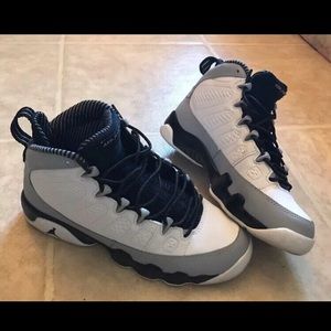 Air Jordan 9 Retro Baron